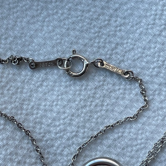 Elsa Peretti 16" Length Necklace Eternal Circle Pendant - Picture 12 of 14